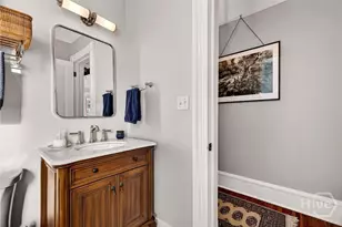 15 E Jones St, Savannah, GA 31401 - Photo 24