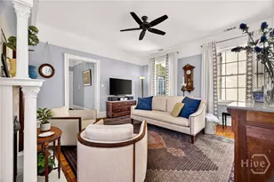 15 E Jones St, Savannah, GA 31401 - Photo 20