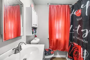 1212 E 70th St, Savannah, GA 31404 - Photo 16