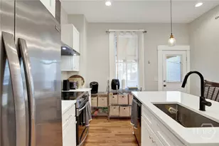 528 E Park Ave, Savannah, GA 31401 - Photo 16