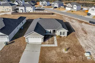 505 Rutledge Dr, Hinesville, GA 31313 - Photo 2