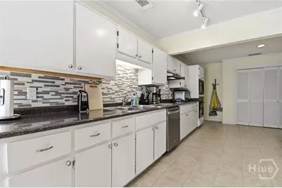 2 Landon Lane, Savannah, GA 31410 - Photo 18