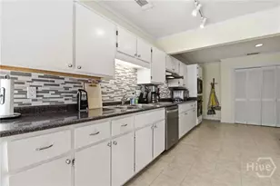 2 Landon Ln, Savannah, GA 31410 - Photo 18