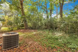 1313 E 55th St, Savannah, GA 31404 - Photo 12