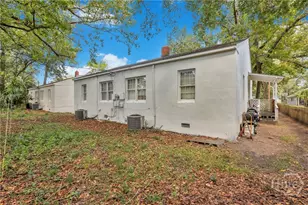 1313 E 55th St, Savannah, GA 31404 - Photo 14