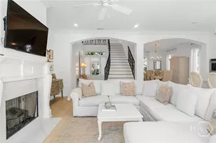 723 E Victory Dr, Savannah, GA 31405 - Photo 28