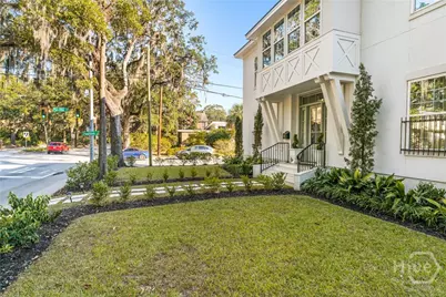 723 E Victory Drive, Savannah, GA 31405 - Photo 4