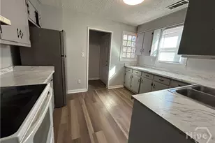 3715 Skidaway Rd, Savannah, GA 31404 - Photo 10
