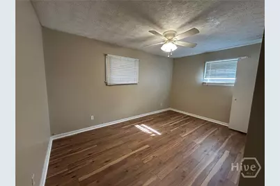511 Dyches Drive, Savannah, GA 31406 - Photo 14