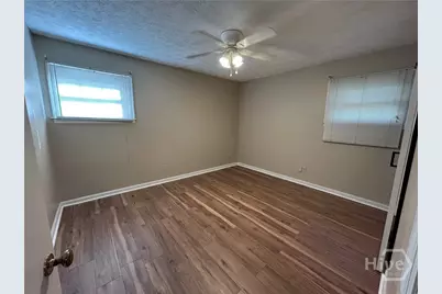 511 Dyches Drive, Savannah, GA 31406 - Photo 10