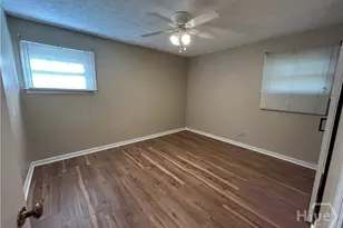 511 Dyches Dr, Savannah, GA 31406 - Photo 10