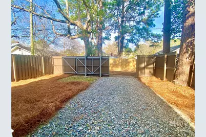 806 E 35th Street, Savannah, GA 31401 - Photo 34