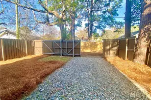 806 E 35th St, Savannah, GA 31401 - Photo 34