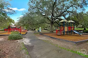 806 E 35th St, Savannah, GA 31401 - Photo 42