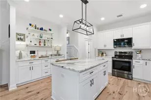 806 E 35th St, Savannah, GA 31401 - Photo 12