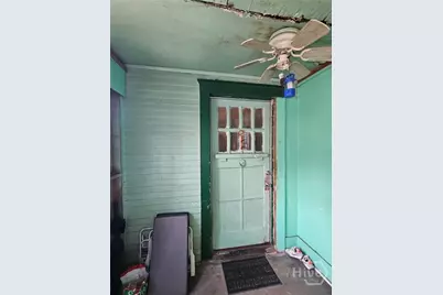 645 E 40th Street, Savannah, GA 31401 - Photo 12