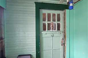 645 E 40th St, Savannah, GA 31401 - Photo 12