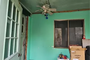 645 E 40th St, Savannah, GA 31401 - Photo 10