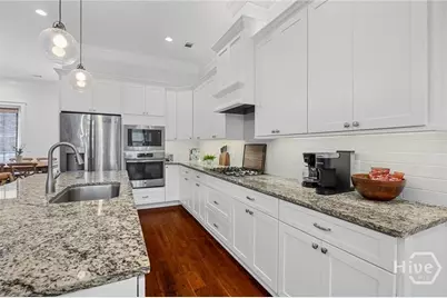 517 E Liberty Street, Savannah, GA 31401 - Photo 6