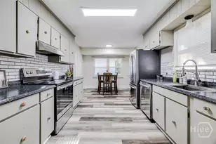 13008 Largo Dr, Savannah, GA 31419 - Photo 10