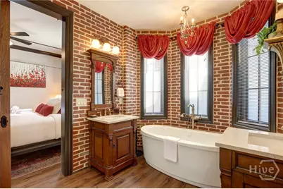 220 E State Street, Savannah, GA 31401 - Photo 62
