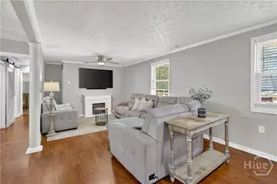 1001 Debbie St, Savannah, GA 31410 - Photo 10