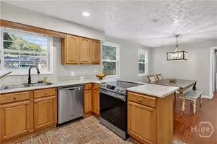 1001 Debbie St, Savannah, GA 31410 - Photo 18