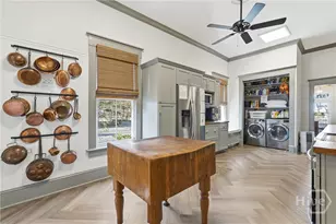 321 W 39th St, Savannah, GA 31401 - Photo 20
