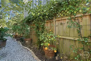 321 W 39th St, Savannah, GA 31401 - Photo 54