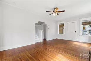 647 E 37th St, Savannah, GA 31401 - Photo 12
