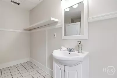 647 E 37th Street, Savannah, GA 31401 - Photo 32