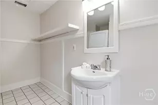 647 E 37th St, Savannah, GA 31401 - Photo 32