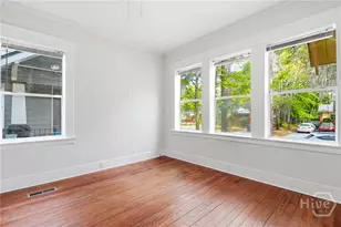647 E 37th St, Savannah, GA 31401 - Photo 22
