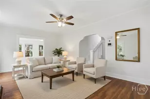 647 E 37th St, Savannah, GA 31401 - Photo 10
