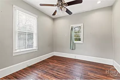 723 E Henry Street, Savannah, GA 31401 - Photo 14