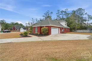 205 Carlie Ct, Hinesville, GA 31313 - Photo 4