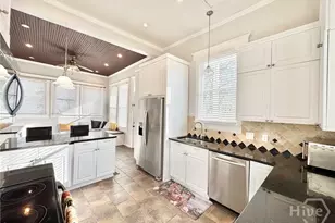 835 E Duffy St, Savannah, GA 31401 - Photo 16