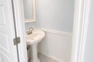 835 E Duffy St, Savannah, GA 31401 - Photo 24