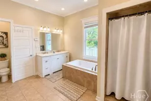 835 E Duffy St, Savannah, GA 31401 - Photo 32