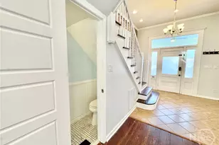 835 E Duffy St, Savannah, GA 31401 - Photo 8