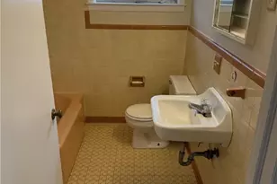 2101 Oakland Ct, Savannah, GA 31404 - Photo 2