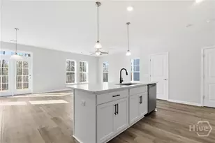206 Flagler Dr, Savannah, GA 31419 - Photo 8