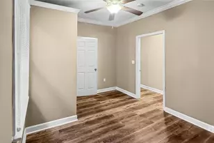 823 W 39th St, Savannah, GA 31415 - Photo 16