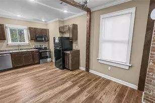 823 W 39th St, Savannah, GA 31415 - Photo 8