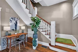 11 E 41st St, Savannah, GA 31401 - Photo 16