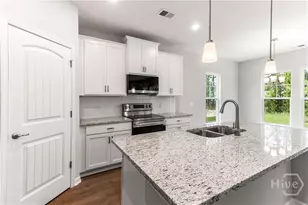 200 Brookline Dr, Savannah, GA 31407 - Photo 10