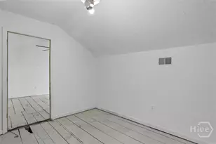 221 E 49th St, Savannah, GA 31405 - Photo 22