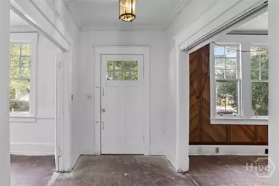 221 E 49th Street, Savannah, GA 31405 - Photo 8