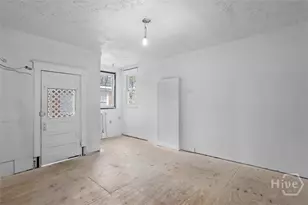 221 E 49th St, Savannah, GA 31405 - Photo 10