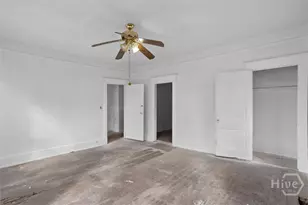 221 E 49th St, Savannah, GA 31405 - Photo 16